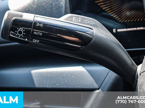Used 2025 Kia K4 FWD image 31
