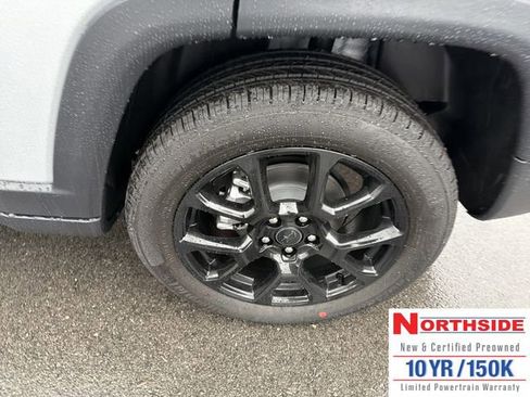 New 2026 Jeep Compass Latitude AWD/4WD image 13