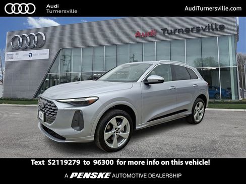 New 2025 Audi Q5 Premium Plus image 1