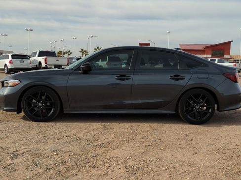 Used 2025 Honda Civic Sport image 6