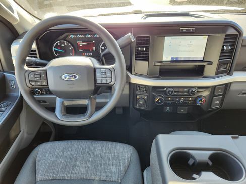 New 2026 Ford F350 XLT image 19