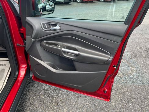 Used 2014 Ford Escape Titanium AWD/4WD image 32