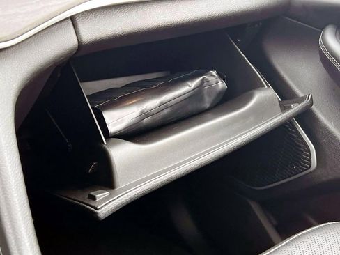 Used 2023 Jeep Grand Cherokee 4WD 4xe w/ Luxury Tech Group II image 28