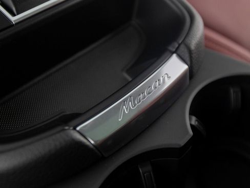 New 2026 Porsche Macan Turbo image 22