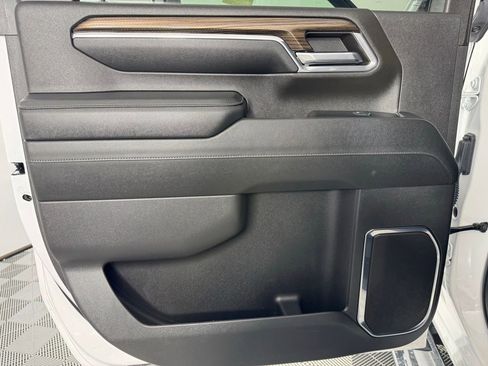 Used 2024 Chevrolet Silverado 2500 LT image 18