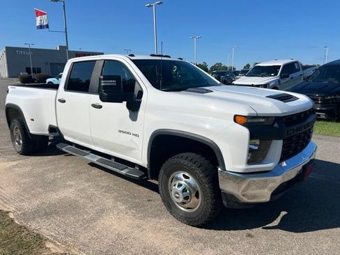 Used 2020 Chevrolet Silverado 3500 W/T w/ WT Convenience Package AWD/4WD image 3