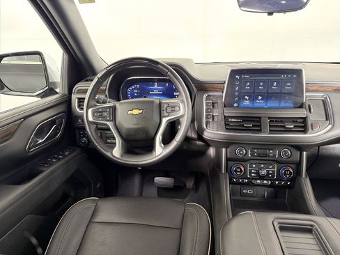 Used 2023 Chevrolet Tahoe Premier w/ Advanced Technology Package AWD/4WD image 14