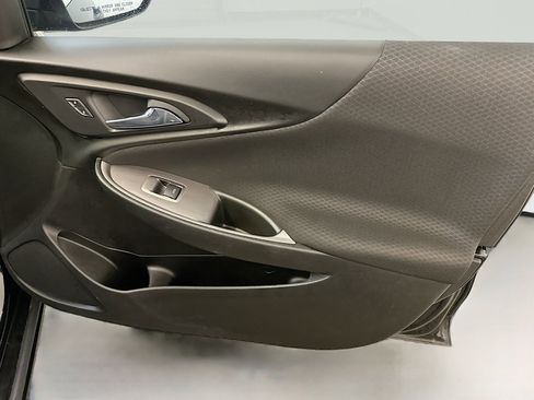 Used 2021 Chevrolet Malibu RS image 33