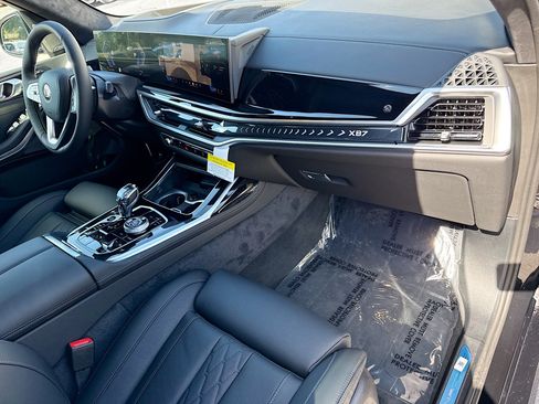 New 2026 BMW ALPINA XB7 AWD/4WD image 15