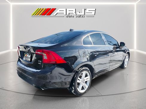 Used 2015 Volvo S60 T5 Premier w/ Convenience Package image 5