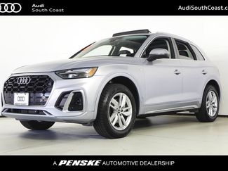 Used 2023 Audi Q5 2.0T Premium w/ Convenience Package AWD/4WD video 1