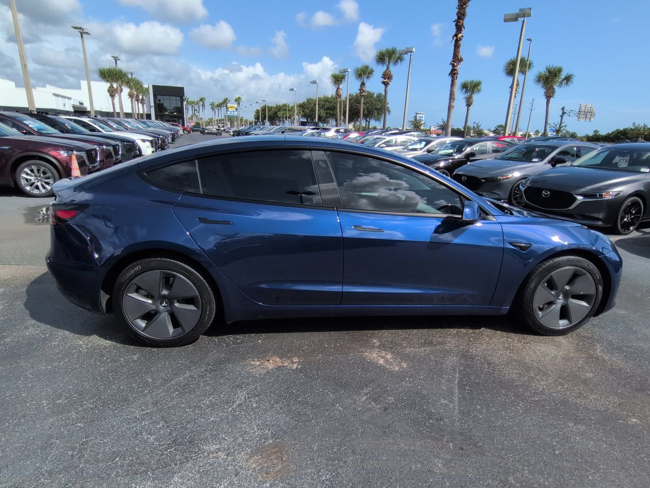 Used 2023 Tesla Model 3 Standard Range RWD image 3