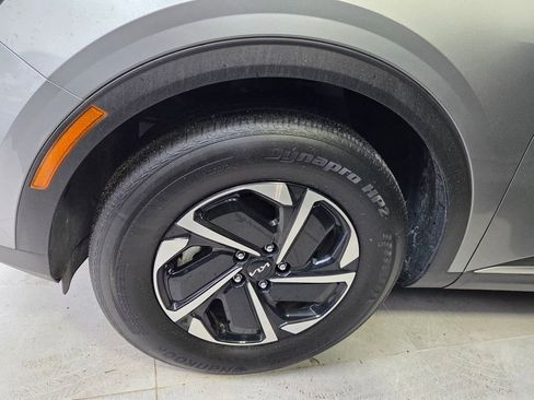 Used 2023 Kia Sportage LX AWD/4WD image 9