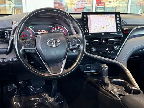 Used 2023 Toyota Camry XSE w/ Navigation Package image 31