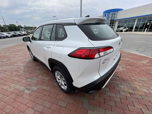 Used 2023 Toyota Corolla Cross L FWD image 7