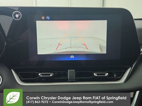 Used 2026 Chevrolet Equinox LT FWD image 24