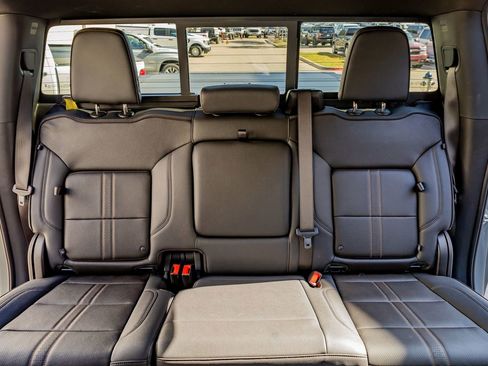 Used 2025 Chevrolet Silverado 2500 High Country w/ High Country Premium Package image 34