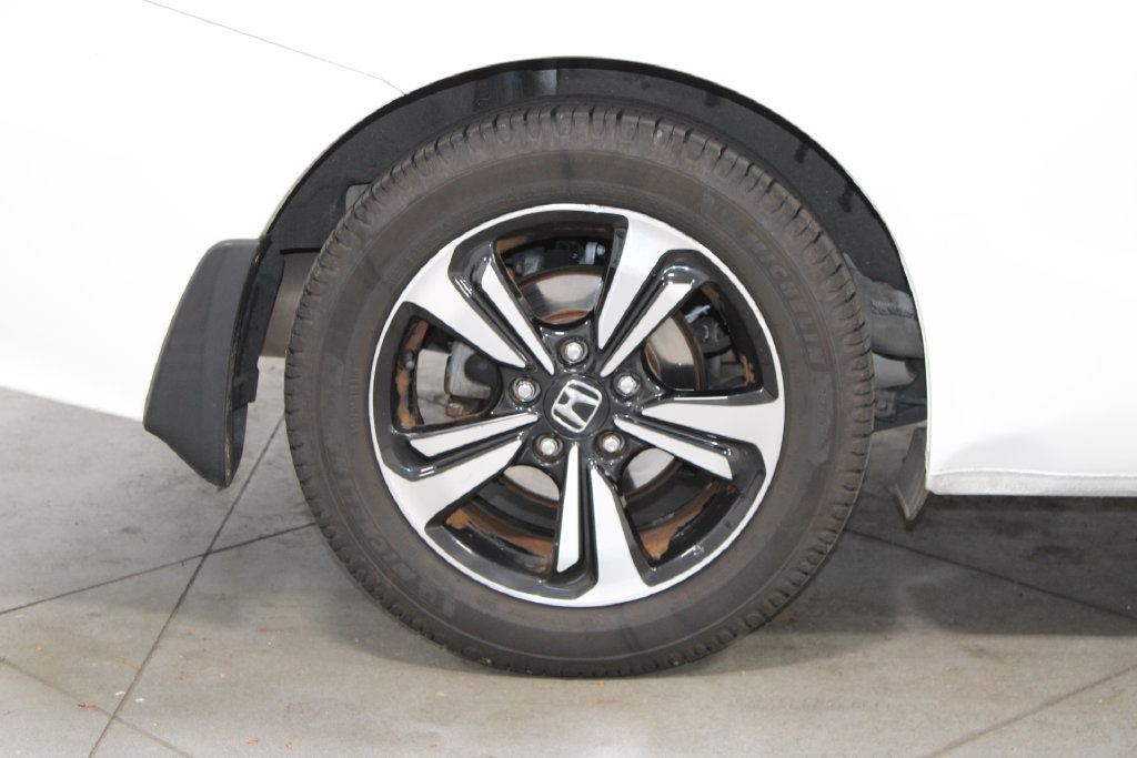 Used 2015 Honda Civic EX image 12