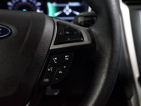 Used 2020 Ford Fusion SE FWD image 13