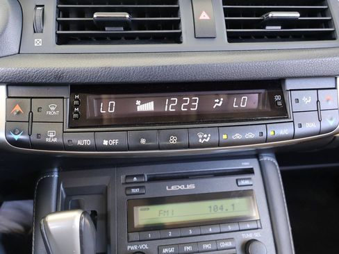 Used 2016 Lexus CT 200h w/ Seat Comfort Package FWD image 44