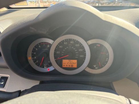 Used 2012 Toyota RAV4 4WD V6 w/ Tow Prep Pkg image 31