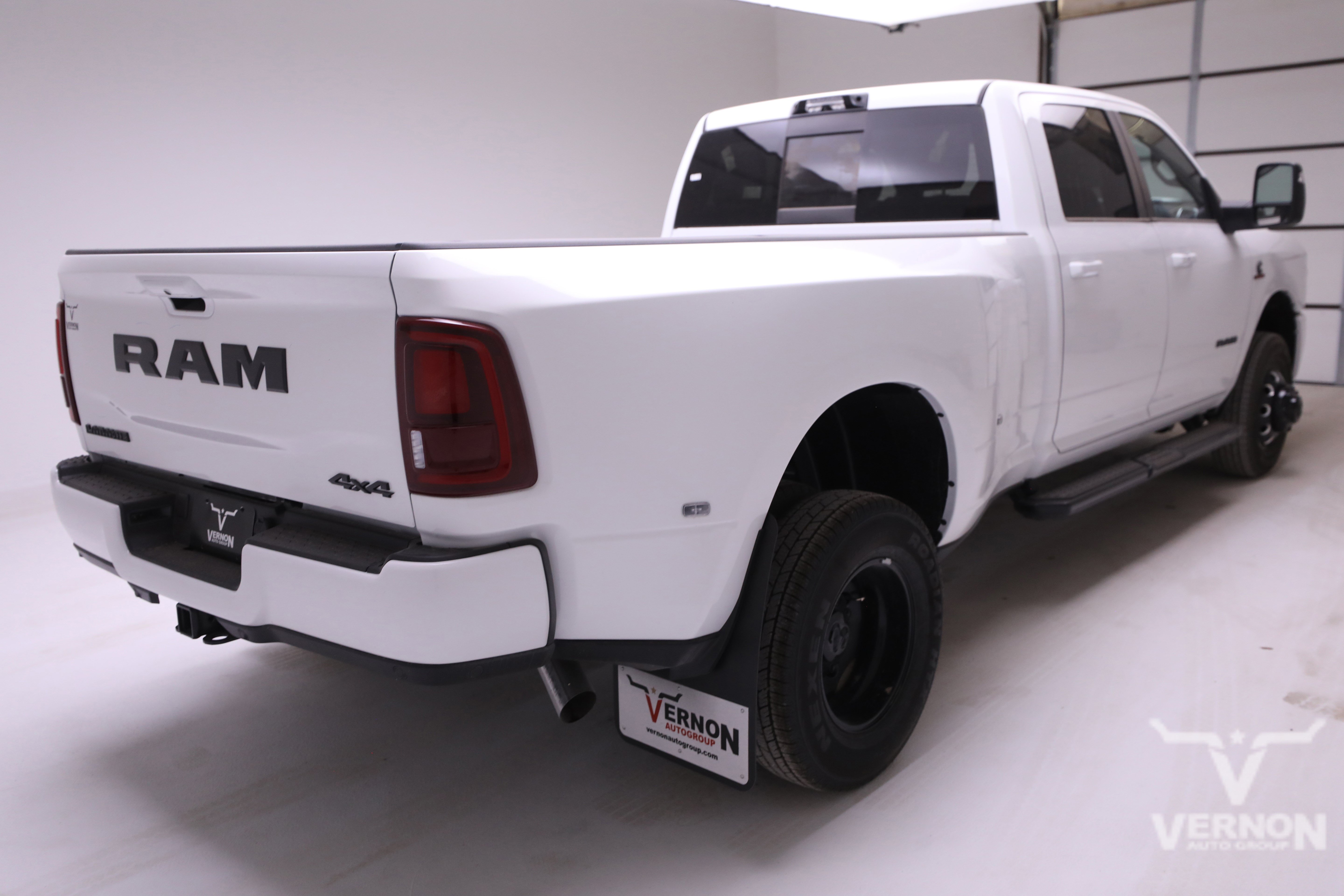 New 2026 RAM 3500 Laramie w/ Night Edition AWD/4WD image 5