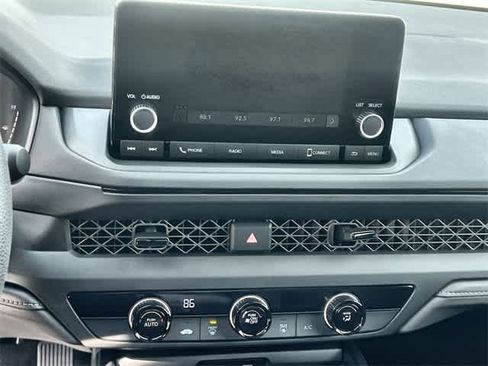 Certified 2025 Honda Accord LX image 18