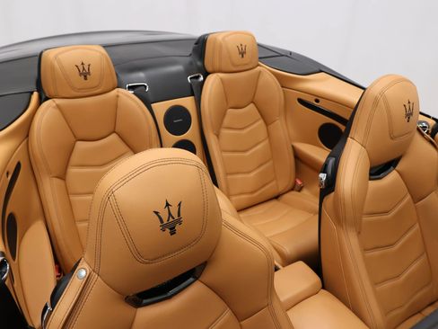 Used 2018 Maserati GranTurismo Sport image 75