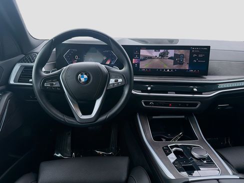 Used 2024 BMW X5 sDrive40i w/ Parking Assistance Package RWD image 21