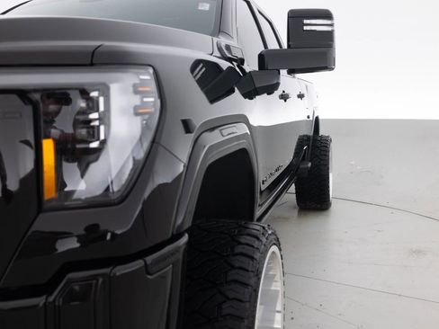 Used 2025 GMC Sierra 2500 Denali w/ Denali Reserve Package image 12