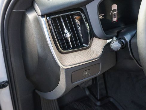 New 2026 Volvo XC60 B5 Plus w/ Climate Package image 32