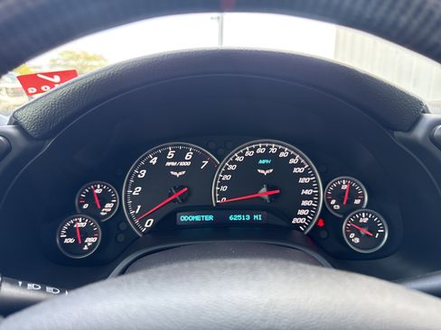 Used 2011 Chevrolet Corvette Grand Sport w/ Preferred Equipment Group image 19