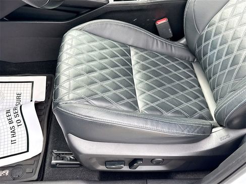 Used 2022 Mitsubishi Outlander SEL image 21