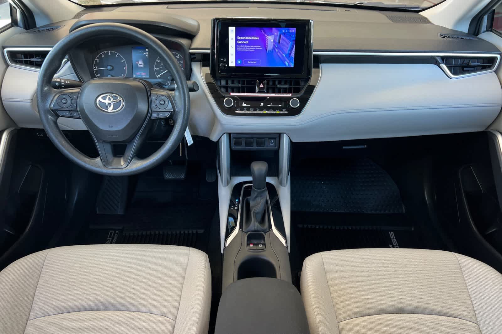 Certified 2024 Toyota Corolla Cross L FWD image 3