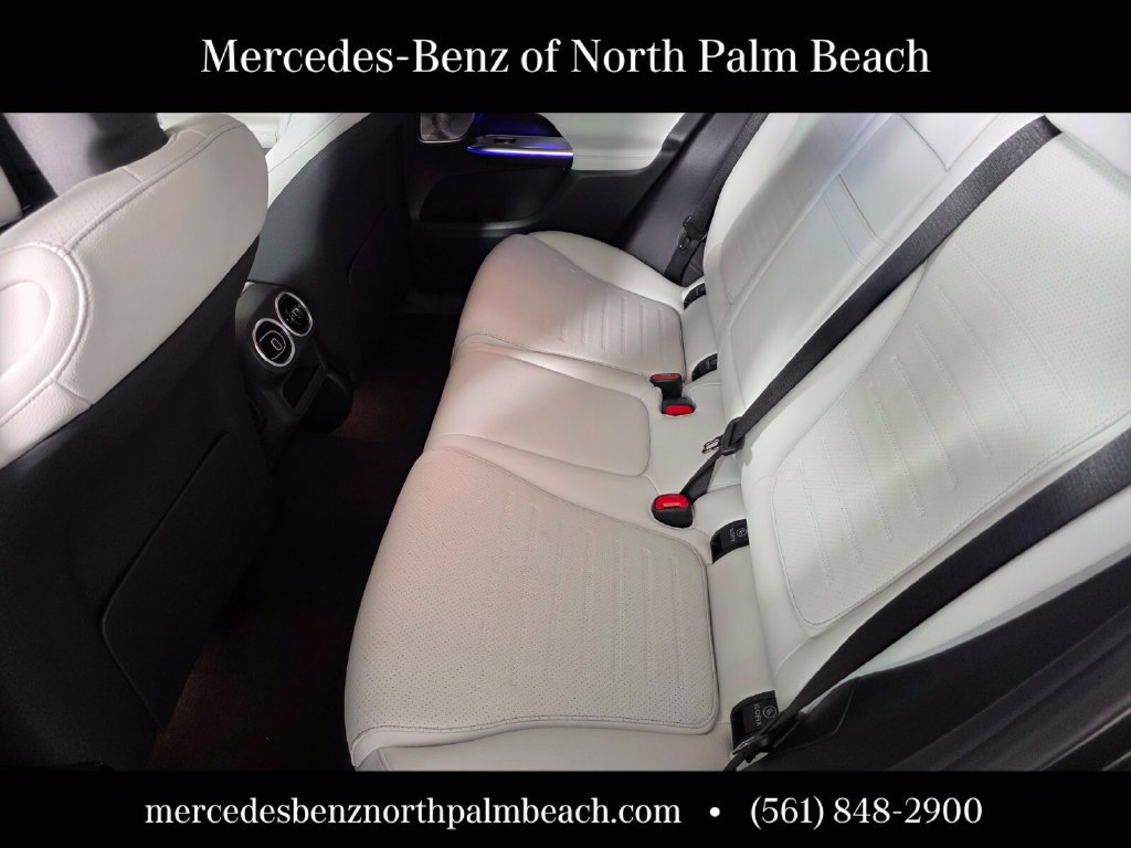 New 2026 Mercedes-Benz GLC 300 image 11