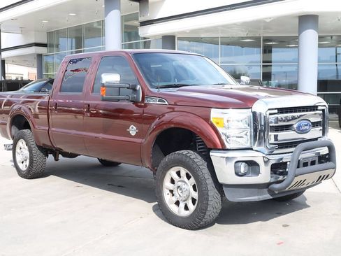 Used 2015 Ford F250 Lariat w/ Lariat Ultimate Package AWD/4WD image 8