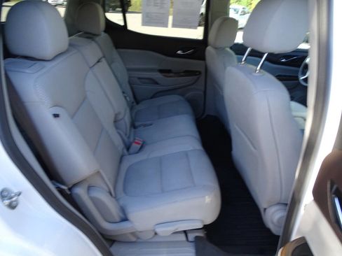 Used 2023 GMC Acadia SLE w/ Infotainment Package image 42