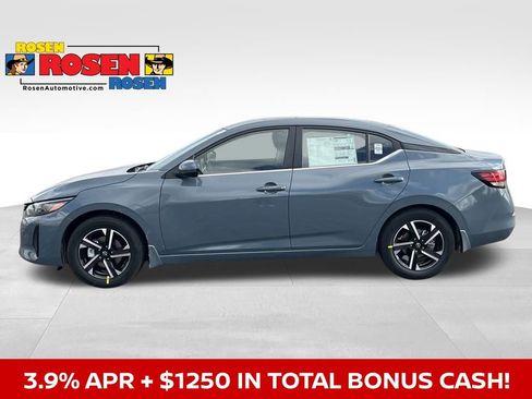 New 2025 Nissan Sentra SV image 2