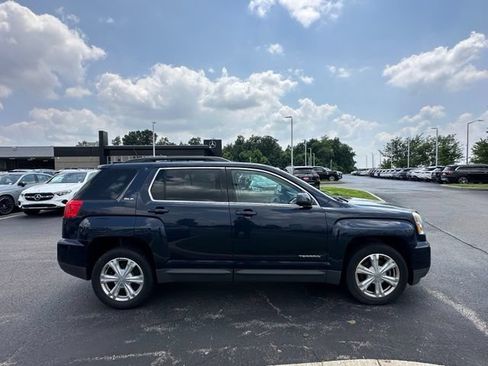 Used 2017 GMC Terrain SLE w/ Convenience Package FWD image 11