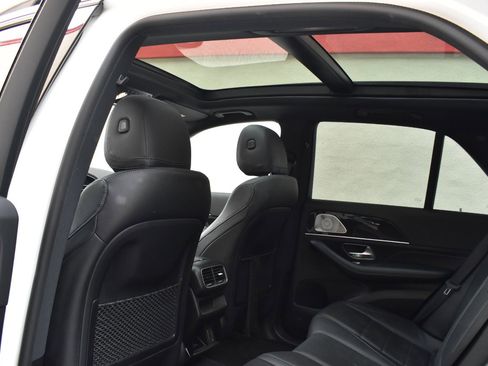 Used 2021 Mercedes-Benz GLE 350 4MATIC image 17