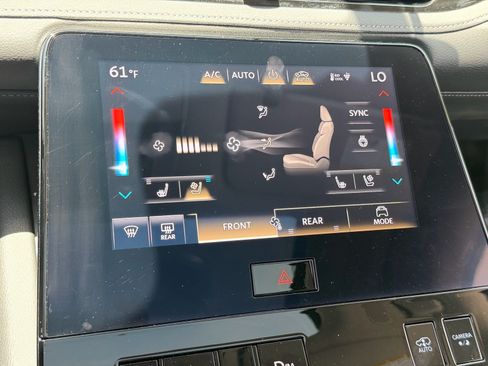 Used 2025 INFINITI QX80 Sensory AWD/4WD image 23