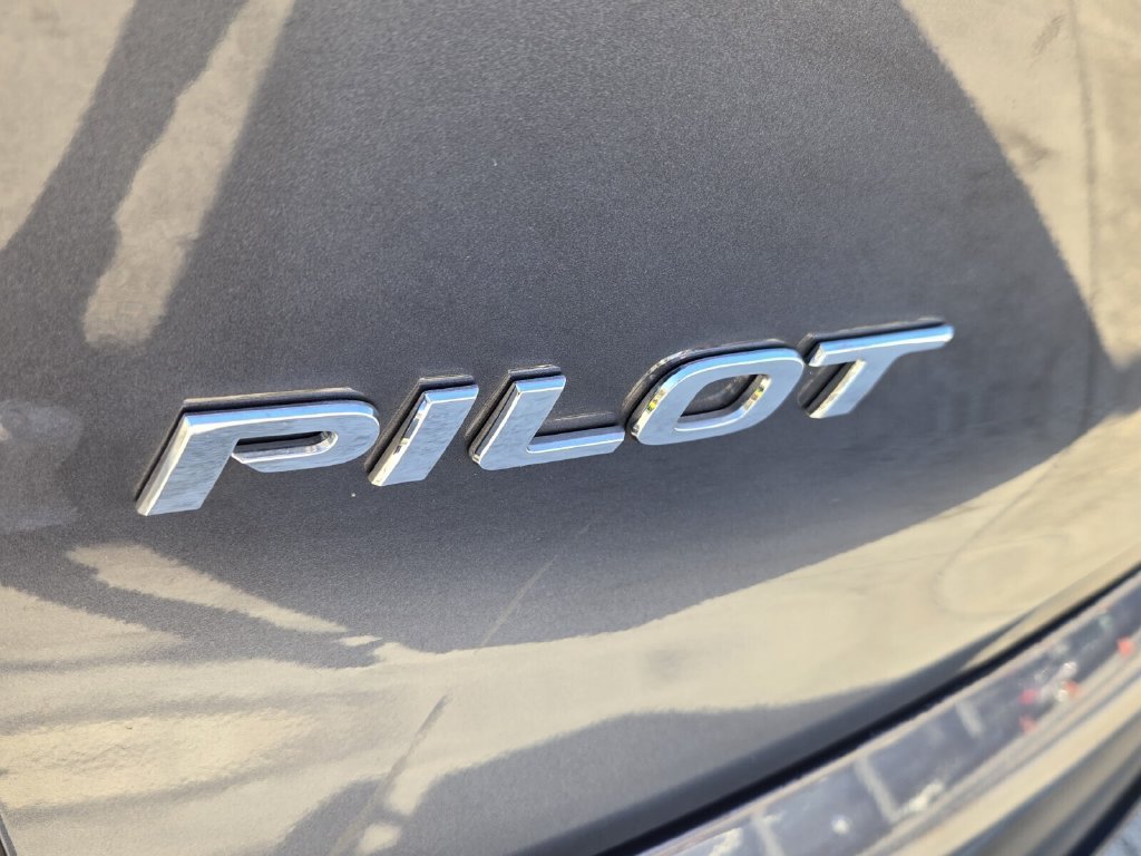 Certified 2022 Honda Pilot Special Edition image 13