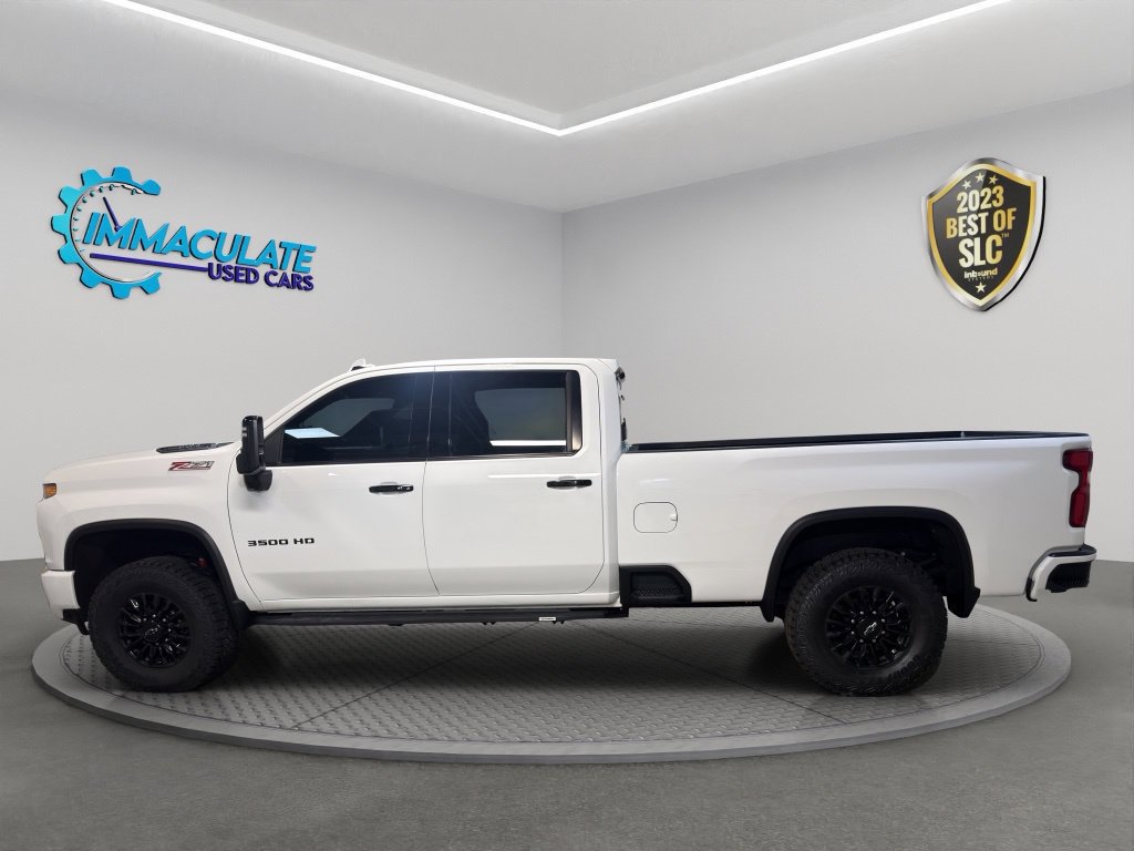 Used 2023 Chevrolet Silverado 3500 LTZ w/ LTZ Plus Package AWD/4WD image 2