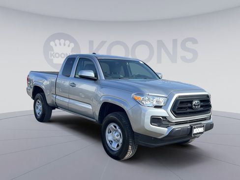 Used 2023 Toyota Tacoma SR image 10