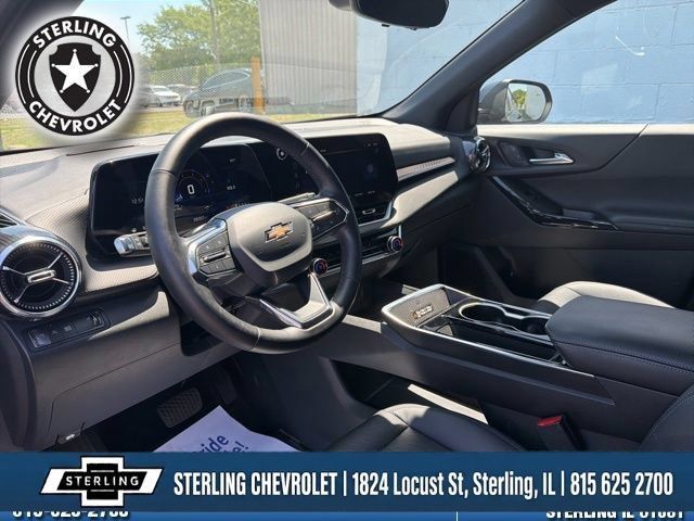 Used 2025 Chevrolet Equinox LT w/ Convenience Package II FWD image 10