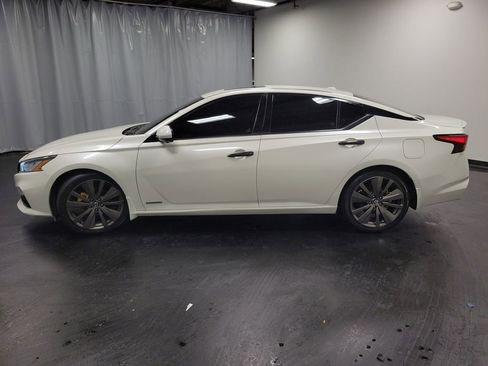 Used 2019 Nissan Altima 2.0 Edition One image 6