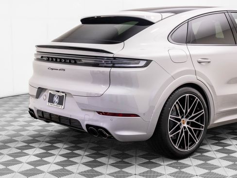 New 2026 Porsche Cayenne GTS image 35