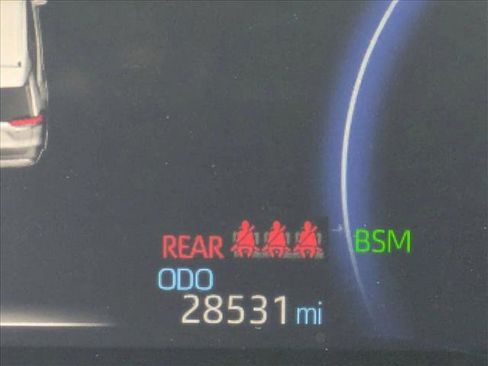 Used 2021 Toyota RAV4 Limited image 12