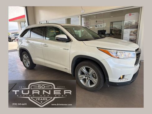 Used 2016 Toyota Highlander Limited Platinum AWD/4WD image 1