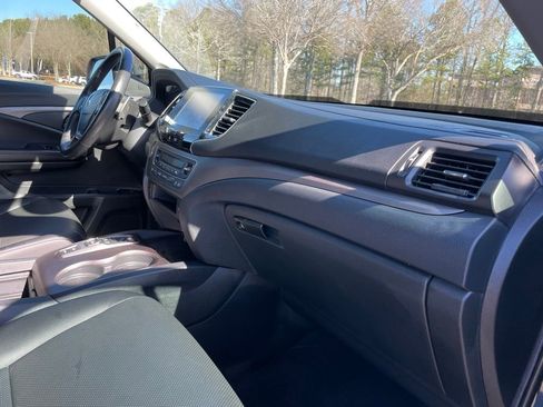 Certified 2023 Honda Ridgeline RTL image 30